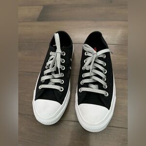 Converse Black Sneakers/ Silver Laces/special edition/woman’s 7/ new⭐️ Host Pick